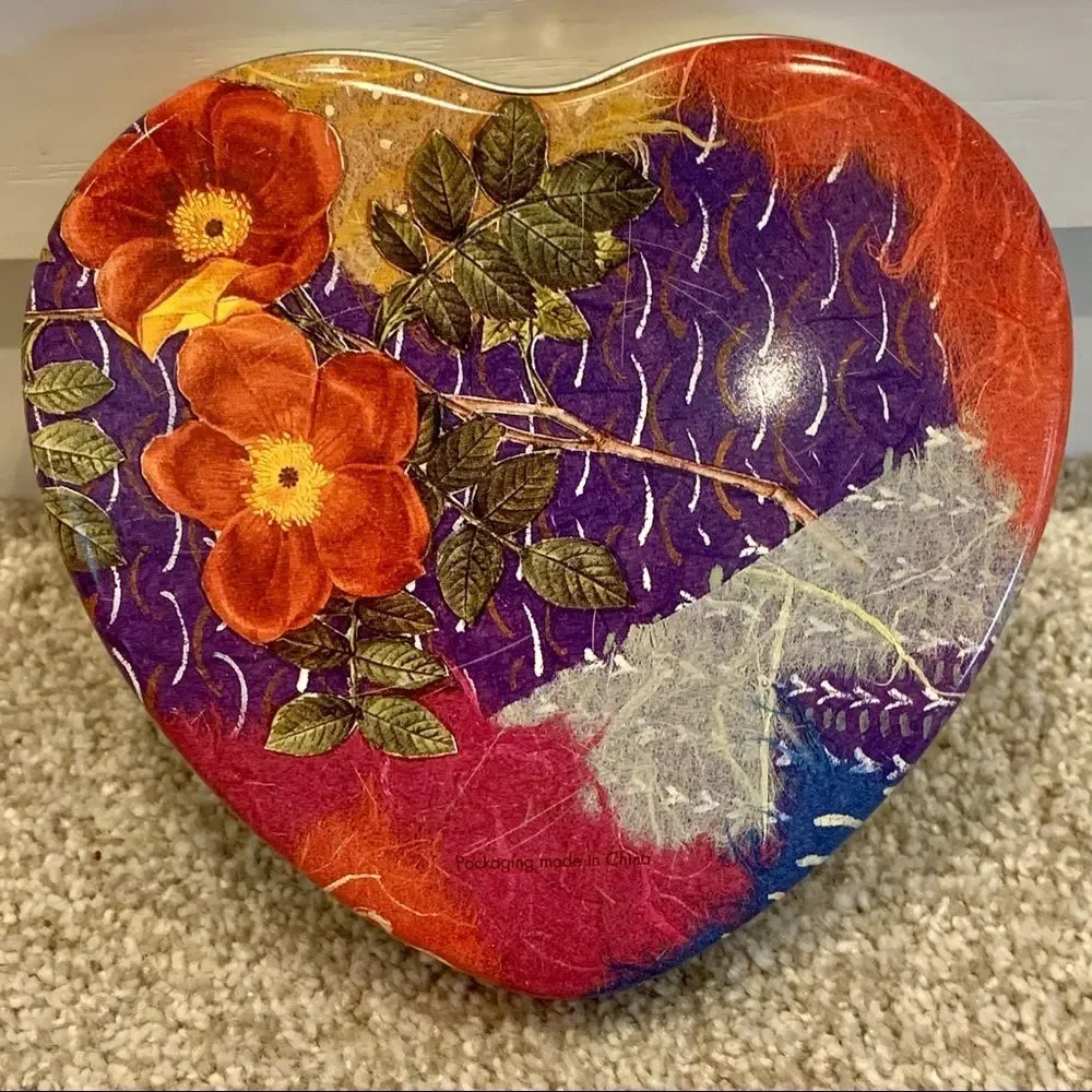 Brighton Tin Heart‎